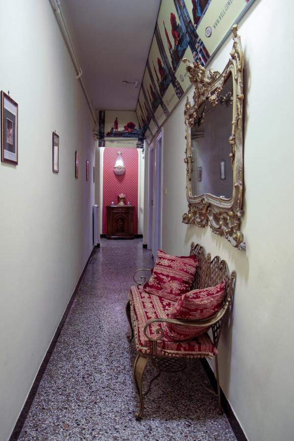 Well Come - Palazzo Reale Hotel Naples Exterior photo